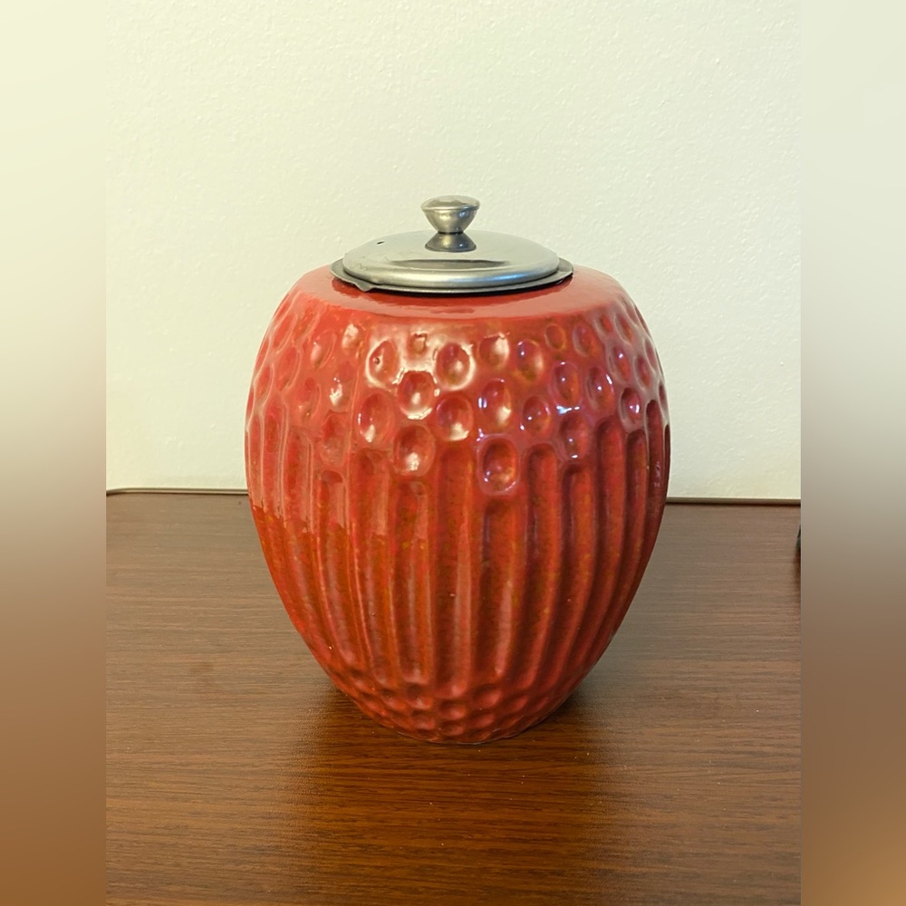 Red ceramic jar with removable ashtray